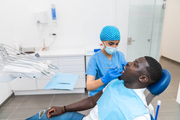 Best Emergency Tooth Extraction in Streamwood, IL