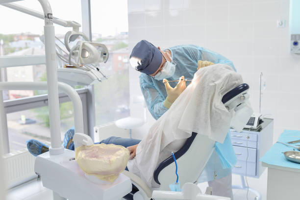 Best Emergency Tooth Extraction in Streamwood, IL